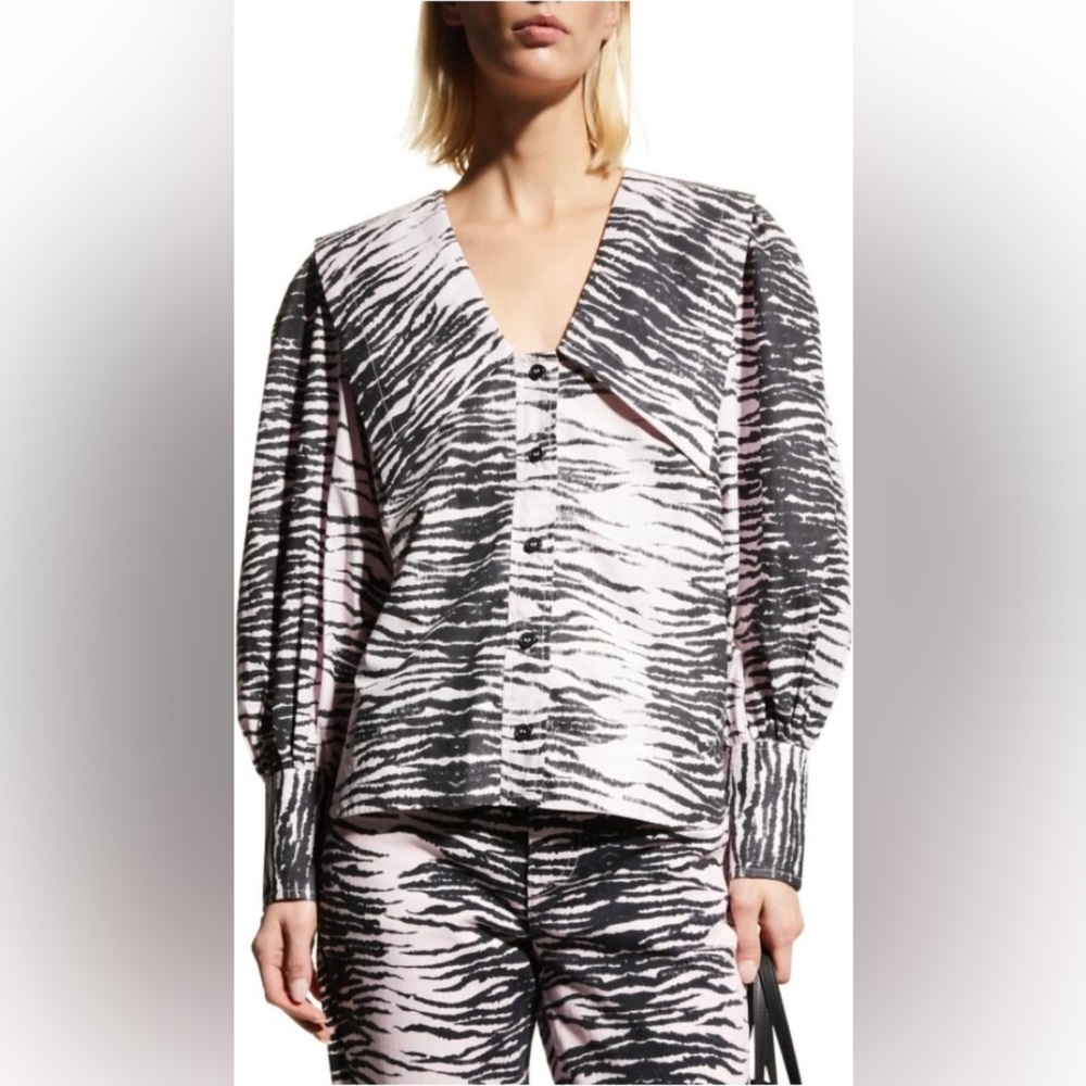 Gianni purple tiger stripe button down!